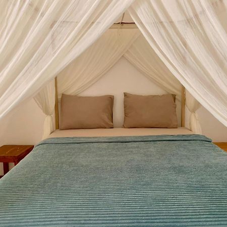 The Village Rua Beach Homestay ภายนอก รูปภาพ