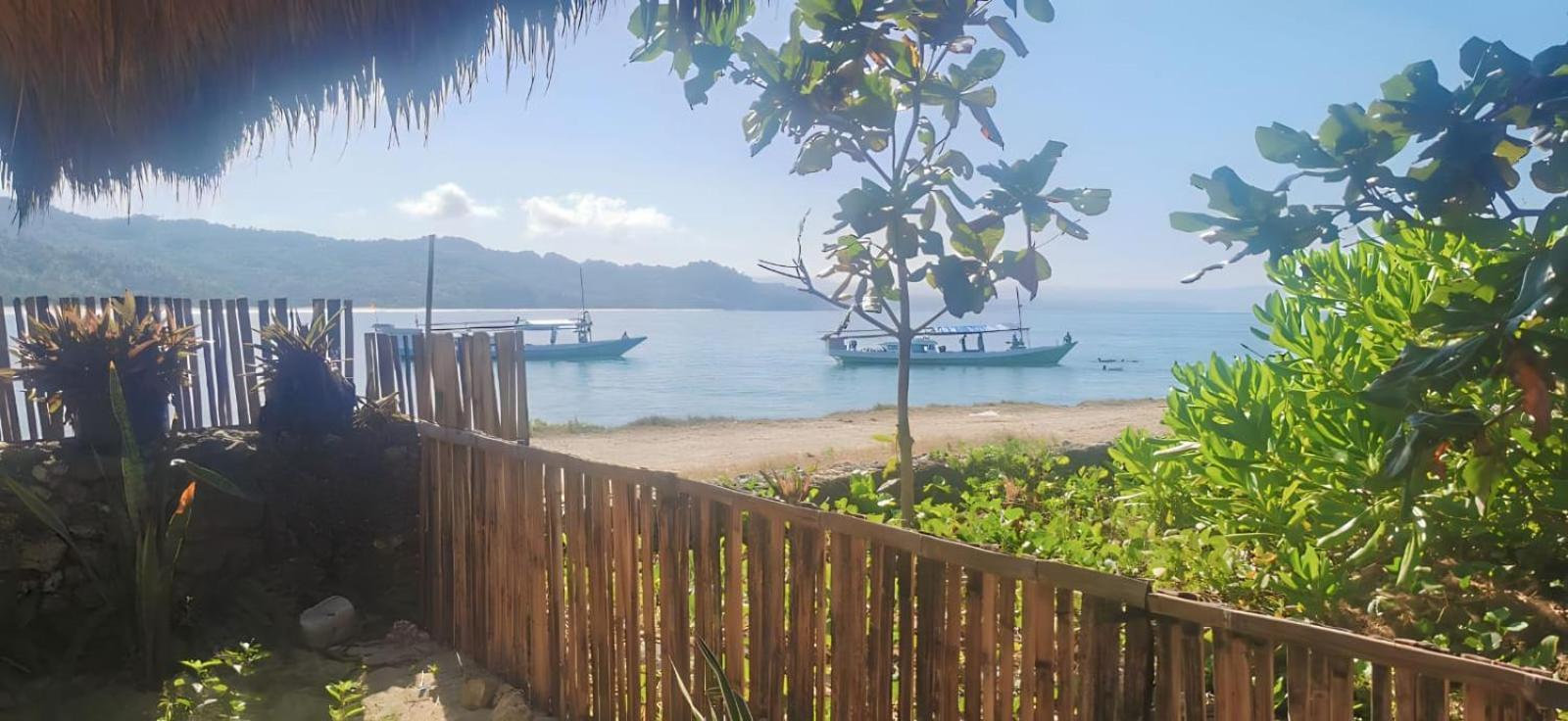 The Village Rua Beach Homestay ภายนอก รูปภาพ